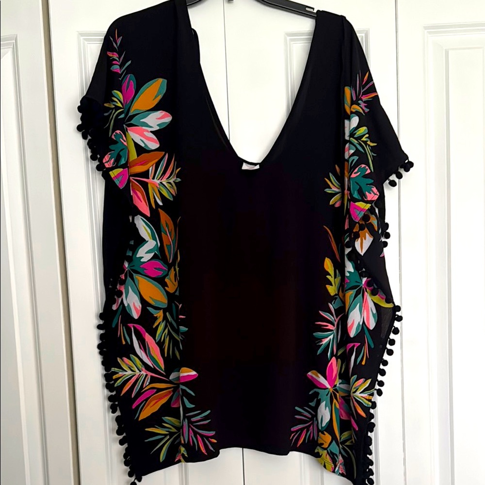 Xhilaration Cover Up Size M